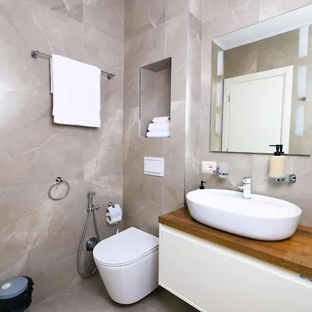 Class Porcelan Tirana