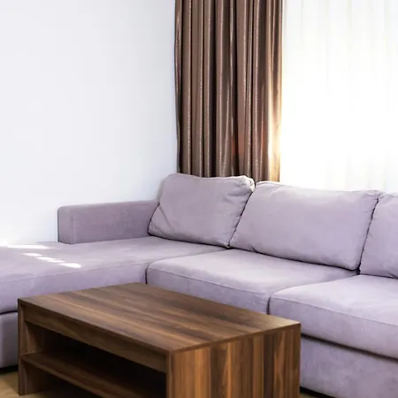 Class Porcelan Tirana