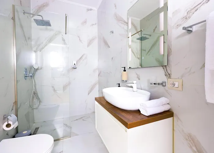 Class Porcelan Appartamento Tirana