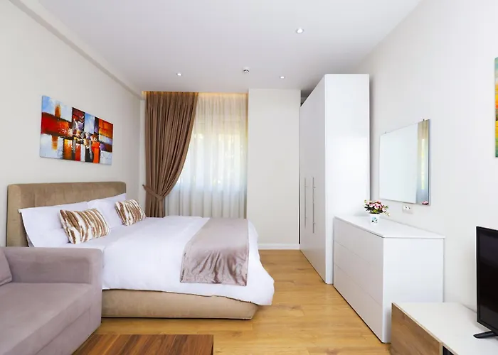 Class Porcelan Tirana